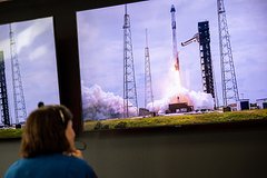 Регулятор одобрил запуск АМС Hera на Falcon 9